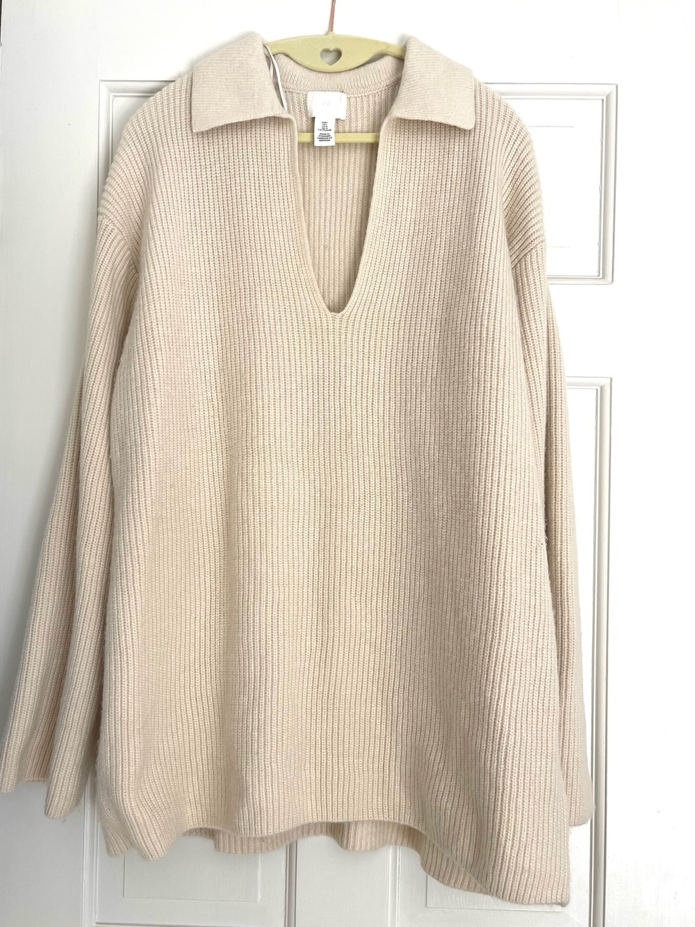 H&M Cream Ribbed Oversized Sweater L